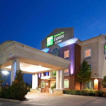 Holiday Inn Express & Suites Fort Worth - Fossil Creek By Ihg Exterior photo