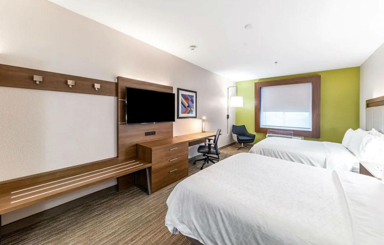 Holiday Inn Express & Suites Fort Worth - Fossil Creek By Ihg Exterior photo