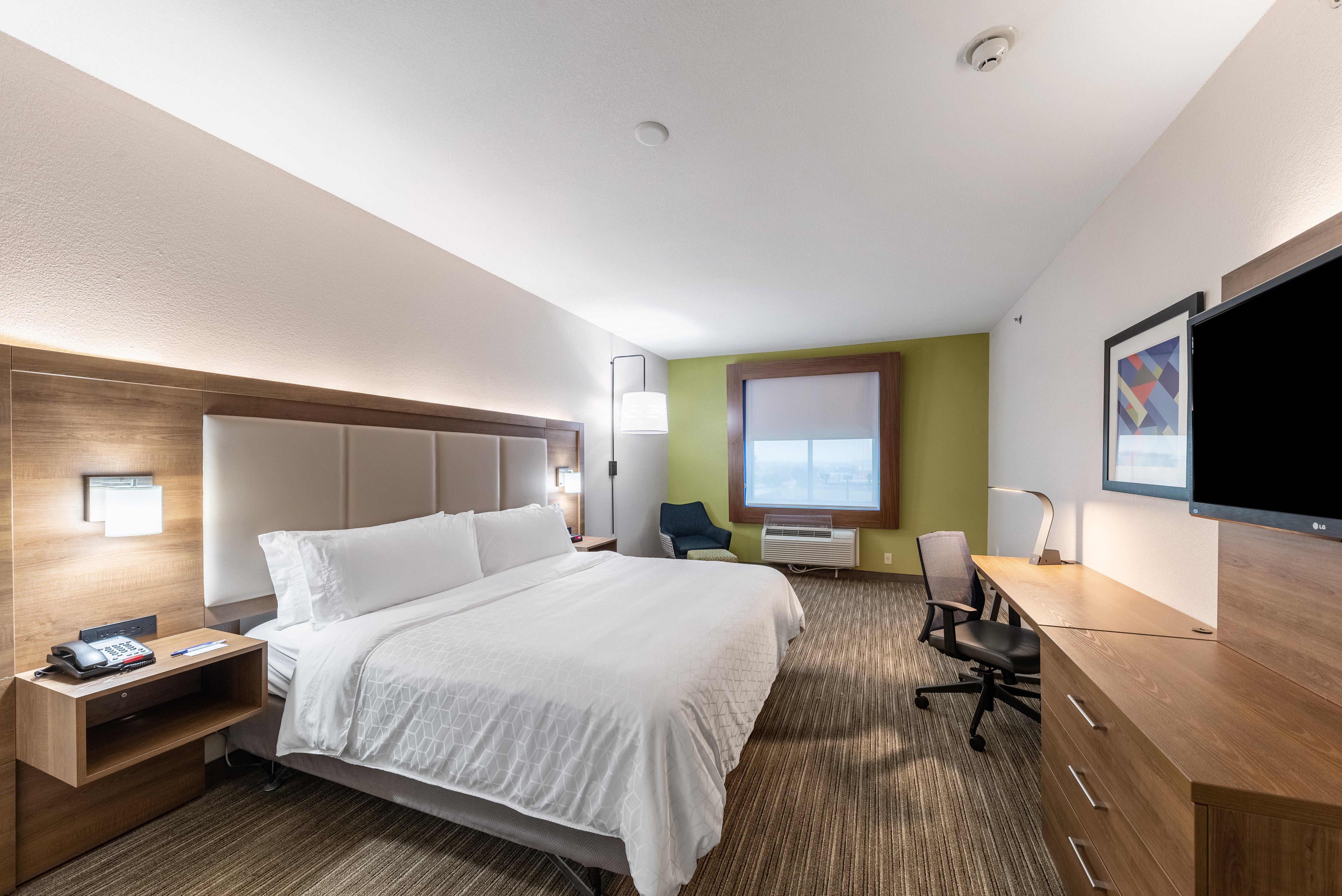 Holiday Inn Express & Suites Fort Worth - Fossil Creek By Ihg Exterior photo